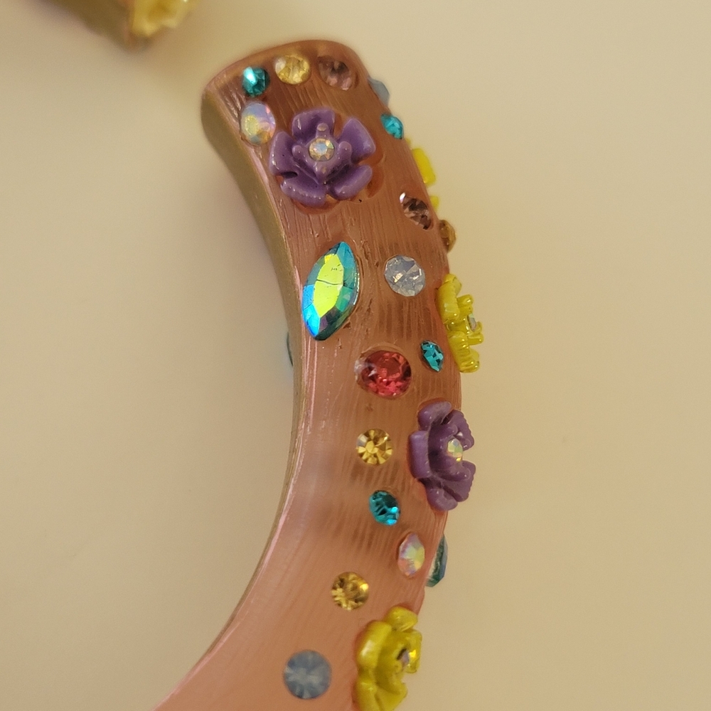 Betsey Johnson Clamper Style Crystal Bracelet - Picture 8 of 10